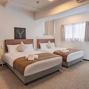  Apartment B&tsutenkaku Japan